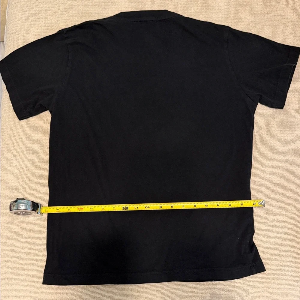 Uniqlo Black One Piece Graphic Tee with White Slogan - Picture 3 of 4